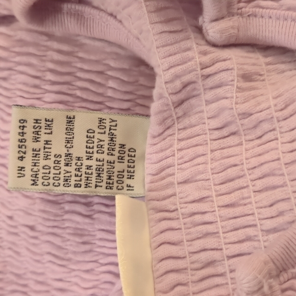 Cherokee Girl's lavender textured short sleeved shirt. Sized XL (14/16) - Picture 7 of 7